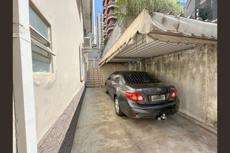 Casa à venda com 218m², 3 quartos e 1 vagaGaragem