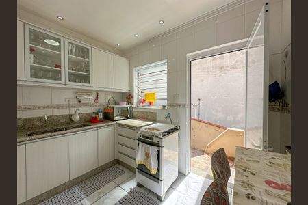 Casa à venda com 218m², 3 quartos e 1 vagaCozinha 1