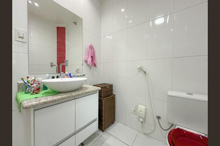 Casa à venda com 218m², 3 quartos e 1 vagaBanheiro 1