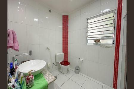 Casa à venda com 218m², 3 quartos e 1 vagaBanheiro 1