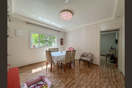 Casa à venda com 218m², 3 quartos e 1 vagaSala 1