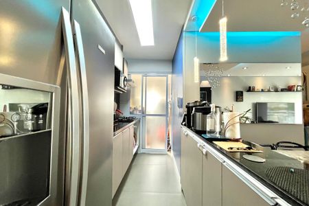 Apartamento à venda com 56m², 2 quartos e 1 vagaCozinha