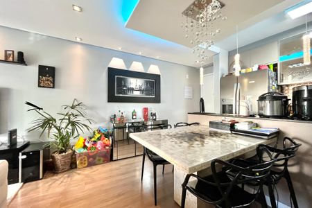 Sala de apartamento à venda com 2 quartos, 56m² em Jardim Prudência, São Paulo