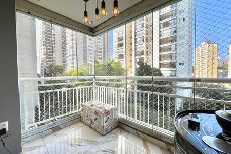 Varanda de apartamento à venda com 2 quartos, 56m² em Jardim Prudência, São Paulo