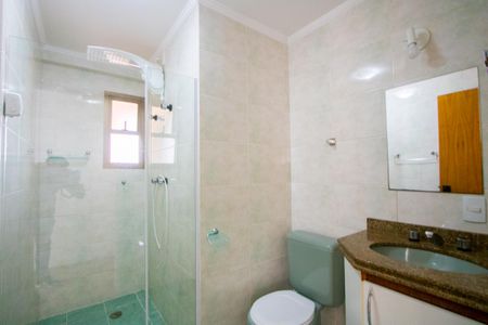 Apartamento para alugar com 100m², 3 quartos e 2 vagasBanheiro social