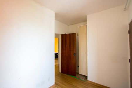 Apartamento para alugar com 100m², 3 quartos e 2 vagasQuarto 2