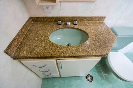 Apartamento para alugar com 100m², 3 quartos e 2 vagasBanheiro do quarto 1