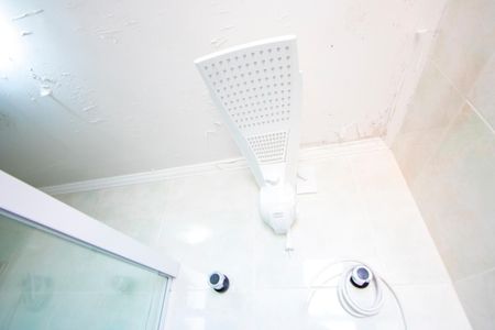 Apartamento para alugar com 100m², 3 quartos e 2 vagasBanheiro do quarto 1