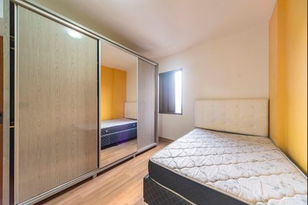 Quarto de apartamento para alugar com 3 quartos, 100m² em Jardim Bela Vista, Santo André
