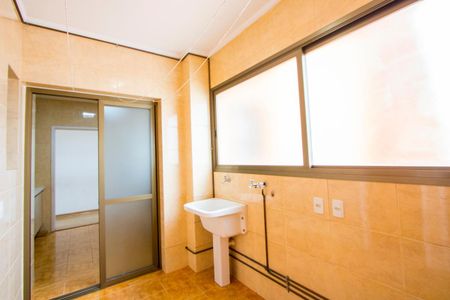 Apartamento para alugar com 100m², 3 quartos e 2 vagasÁrea de serviço