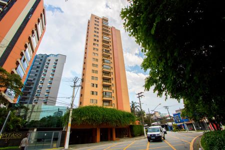 Apartamento para alugar com 100m², 3 quartos e 2 vagasFachada