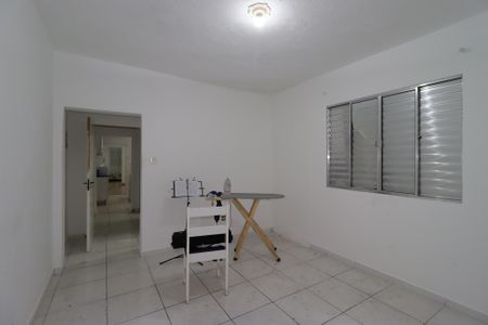 Casa à venda com 250m², 2 quartos e 2 vagasCasa 1 - Suíte