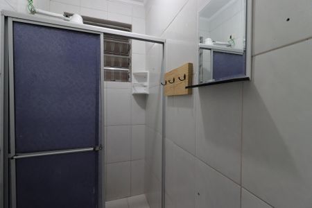 Casa à venda com 250m², 2 quartos e 2 vagasCasa 1 - Banheiro da Suíte