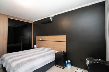 Casa à venda com 150m², 3 quartos e 3 vagasSuíte