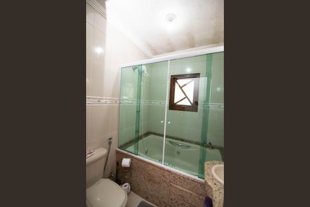 Casa à venda com 150m², 3 quartos e 3 vagasBanheiro da Suíte