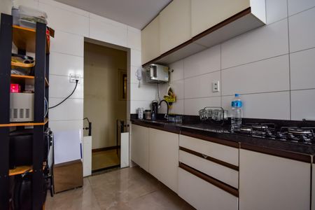 Apartamento à venda com 75m², 3 quartos e sem vagaCozinha