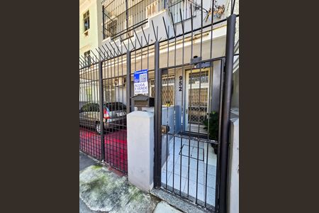 Apartamento à venda com 75m², 3 quartos e sem vagaFachada - Placa