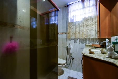 Apartamento à venda com 75m², 3 quartos e sem vagaBanheiro