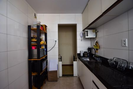 Apartamento à venda com 75m², 3 quartos e sem vagaCozinha