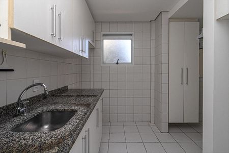 Apartamento para alugar com 79m², 2 quartos e 1 vagaCozinha
