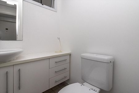 Apartamento para alugar com 79m², 2 quartos e 1 vagaLavabo