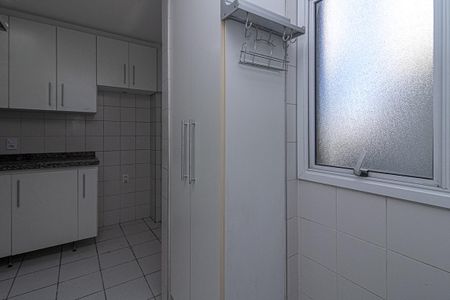 Apartamento para alugar com 79m², 2 quartos e 1 vagaÁrea de Serviço