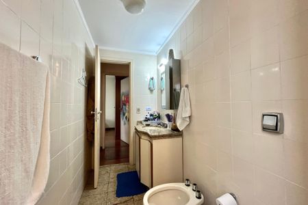 Apartamento à venda com 133m², 4 quartos e 2 vagasBanheiro Corredor