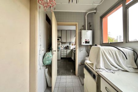 Apartamento à venda com 133m², 4 quartos e 2 vagasÁrea de Serviço