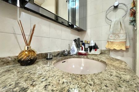 Apartamento à venda com 133m², 4 quartos e 2 vagasBanheiro da Suíte