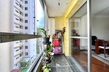 Varanda de apartamento à venda com 4 quartos, 133m² em Vila Monte Alegre, São Paulo
