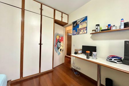 Apartamento à venda com 133m², 4 quartos e 2 vagasQuarto 1