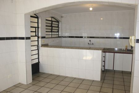 Casa à venda com 400m², 4 quartos e 5 vagasCozinha