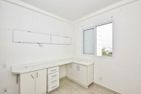 Apartamento à venda com 96m², 4 quartos e 1 vagaQuarto 2