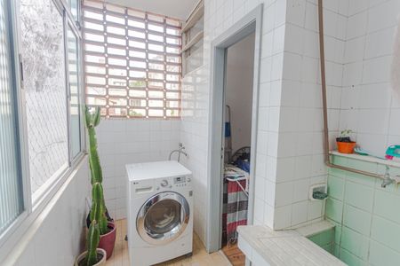 Apartamento à venda com 106m², 3 quartos e 1 vagaÁrea de Serviço