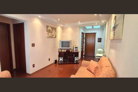 Apartamento à venda com 62m², 2 quartos e 1 vagaSala