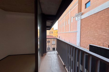 Varanda de kitnet/studio à venda com 1 quarto, 24m² em Vila Mariana, São Paulo