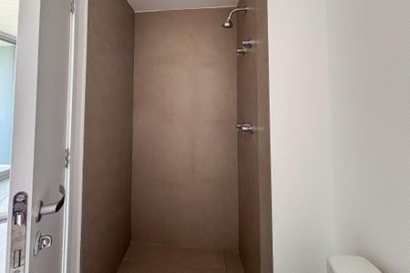 Banheiro de apartamento à venda com 1 quarto, 46m² em Vila Mariana, São Paulo