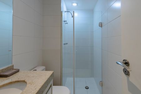 Apartamento à venda com 85m², 2 quartos e 2 vagas Apartamento à venda com 85m², 2 quartos e 2 vagasBanheiro da Suíte 2