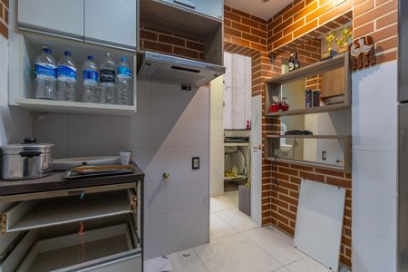Apartamento à venda com 75m², 2 quartos e 1 vaga Apartamento à venda com 75m², 2 quartos e 1 vagaCozinha