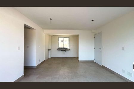 Apartamento à venda com 2 quartos, 66m² em São Lucas, Belo Horizonte