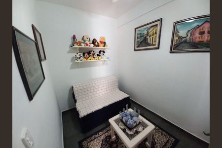 Casa à venda com 4 quartos, 389m² em Piratininga, Niterói