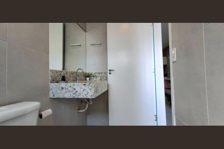 Banheiro  de apartamento para alugar com 1 quarto, 35m² em Centro, Florianópolis