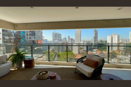 Apartamento à venda com 195m², 3 quartos e 3 vagas Apartamento à venda com 195m², 3 quartos e 3 vagasVaranda