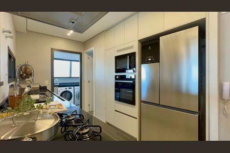 Apartamento à venda com 195m², 3 quartos e 3 vagas Apartamento à venda com 195m², 3 quartos e 3 vagasCozinha