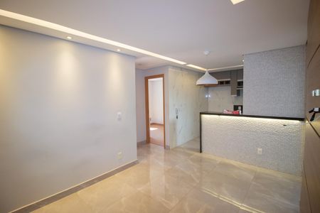 Sala de apartamento para alugar com 2 quartos, 50m² em Chacaras Reunidas Santa Terezinha, Contagem