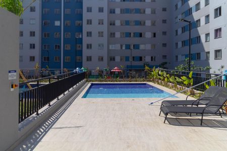 Apartamento para alugar com 45m², 2 quartos e sem vaga Apartamento para alugar com 45m², 2 quartos e sem vagaÁrea comum - Piscina