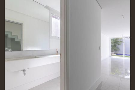 Foto 02 de casa à venda com 4 quartos, 525m² em Granja Julieta, São Paulo