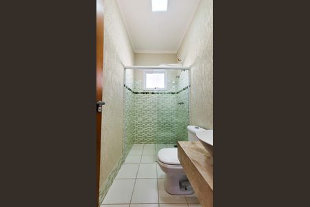 Casa à venda com 200m², 3 quartos e 3 vagas Casa à venda com 200m², 3 quartos e 3 vagasBanheiro Social