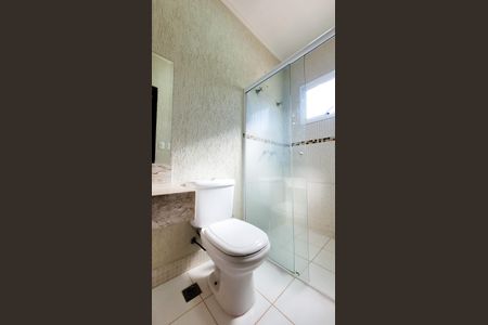 Casa à venda com 200m², 3 quartos e 3 vagas Casa à venda com 200m², 3 quartos e 3 vagasBanheiro da Suíte