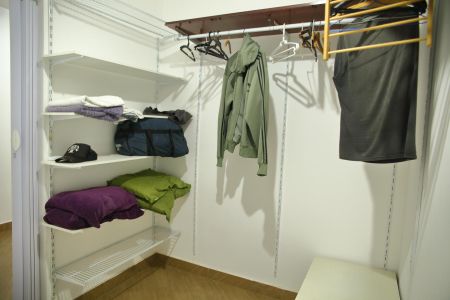 Casa à venda com 210m², 3 quartos e 2 vagasCloset Suíte 1